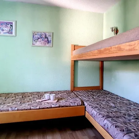 Spacieux Au Pieds Des Pistes Balcon - Fr-1-344-1031 *